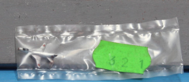 Suchoi Su-17 "Fitter" bemalt (1 St.) SU 1975 HDS M 321